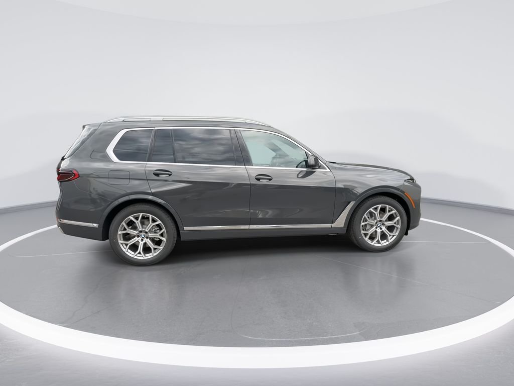 Used 2026 Gray Metallic BMW xDrive40i image 9