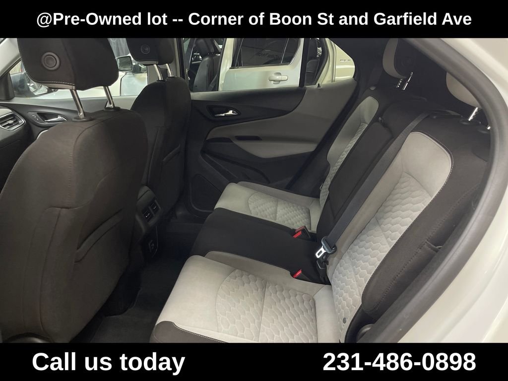 Used 2020  Chevrolet LS image 27