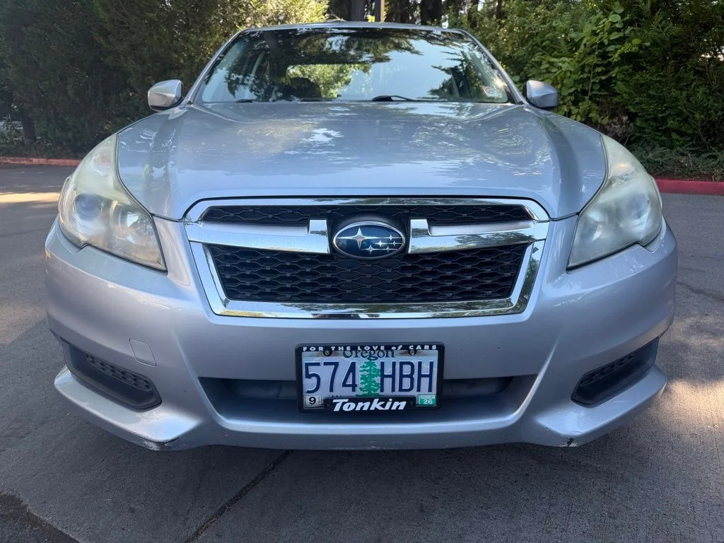 Used 2013 Ice Silver Metallic Subaru 2.5i image 9