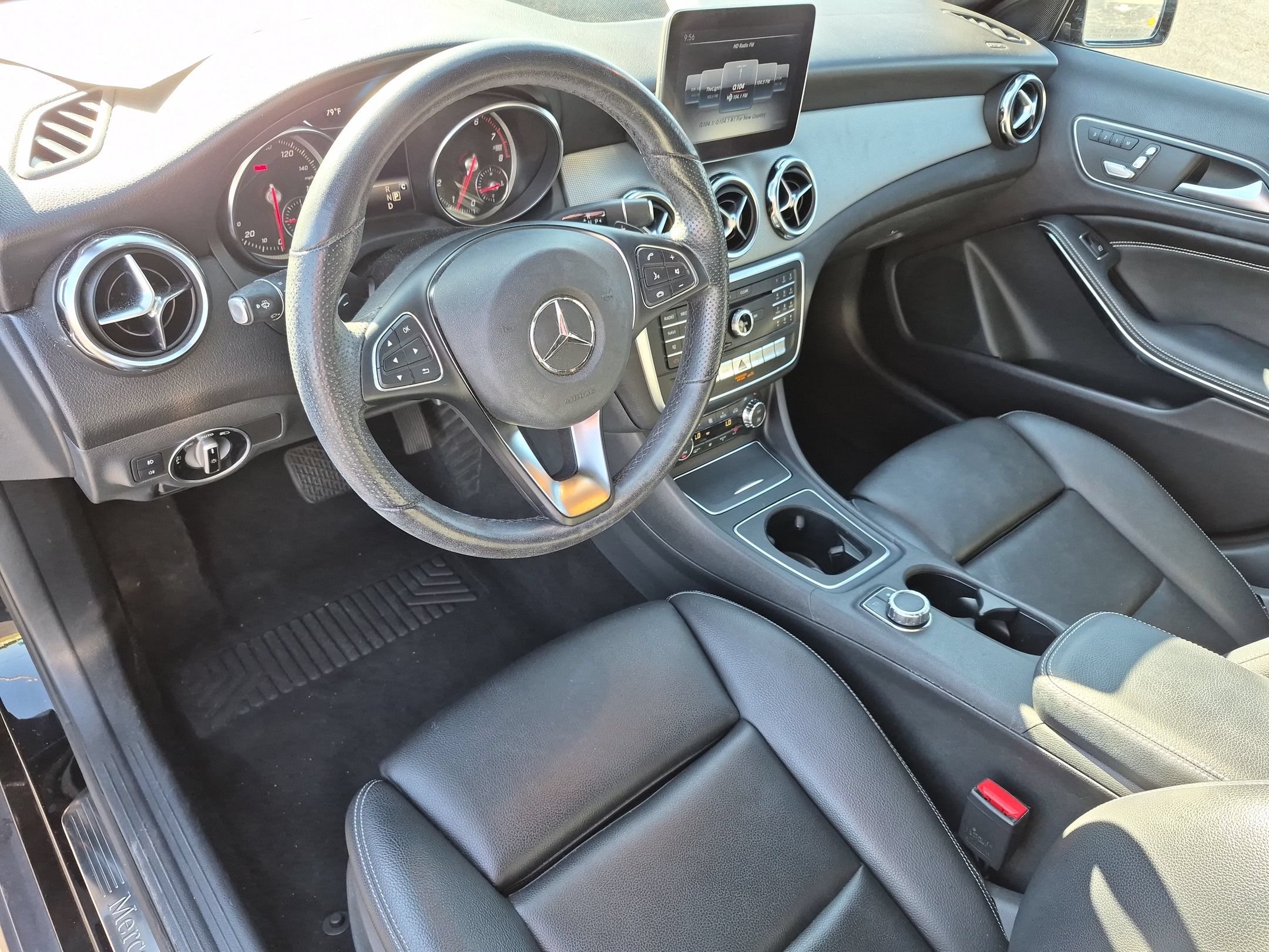 Used 2019 Cosmos Black Metallic Mercedes-Benz GLA 250 image 15