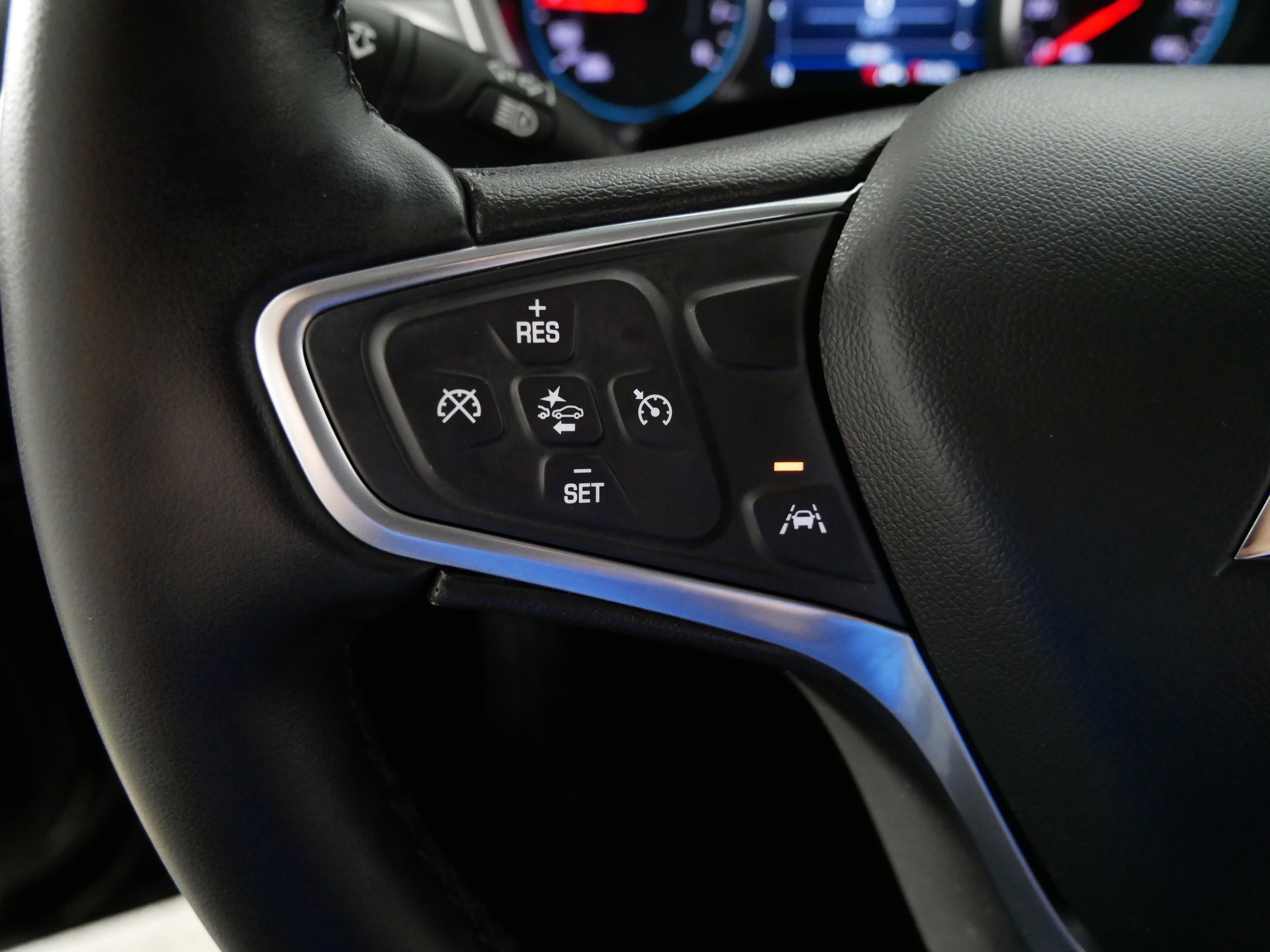 Used 2023 Mosaic Black Metallic Chevrolet LT image 27