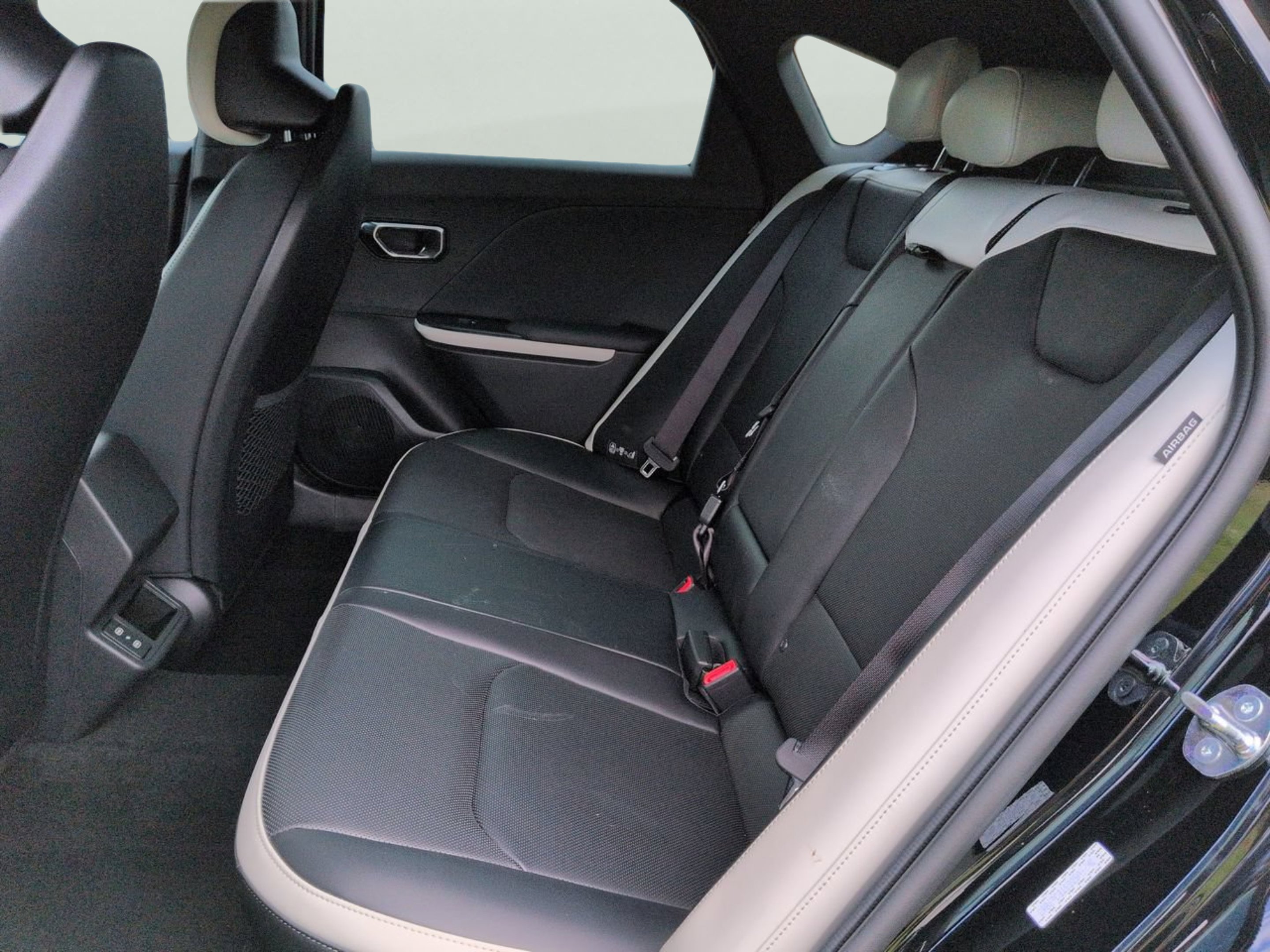 New 2026 Aurora Black Pearl Kia GT-Line image 54