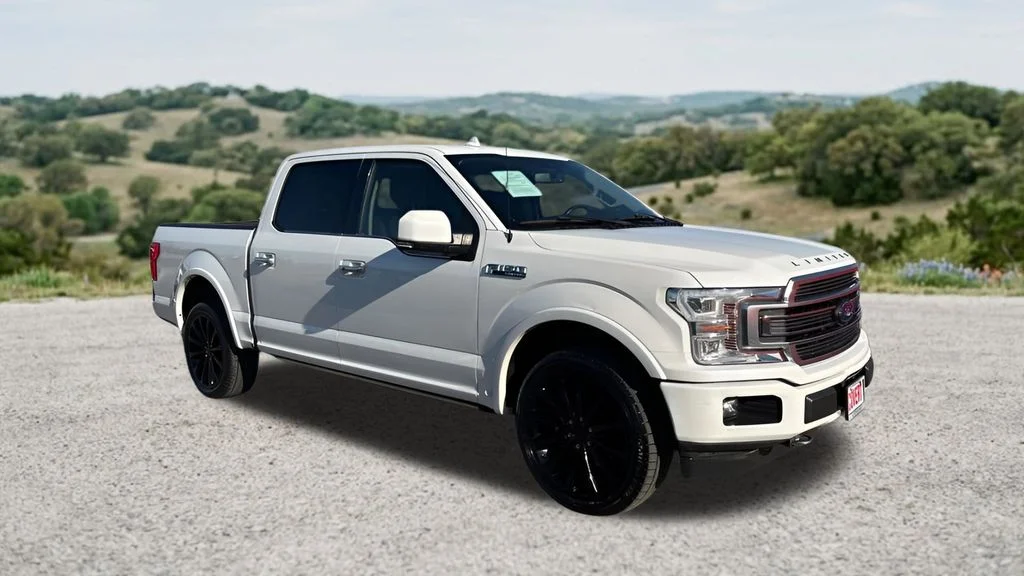 Used 2020 White Ford Limited image 1