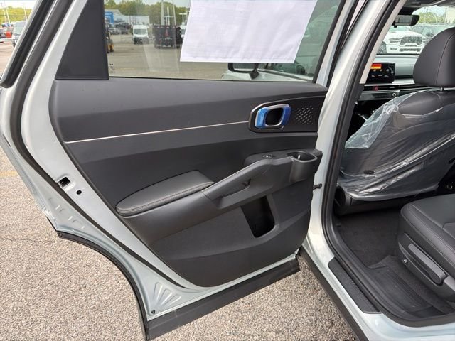 New 2026 Ivory Silver Kia S image 9