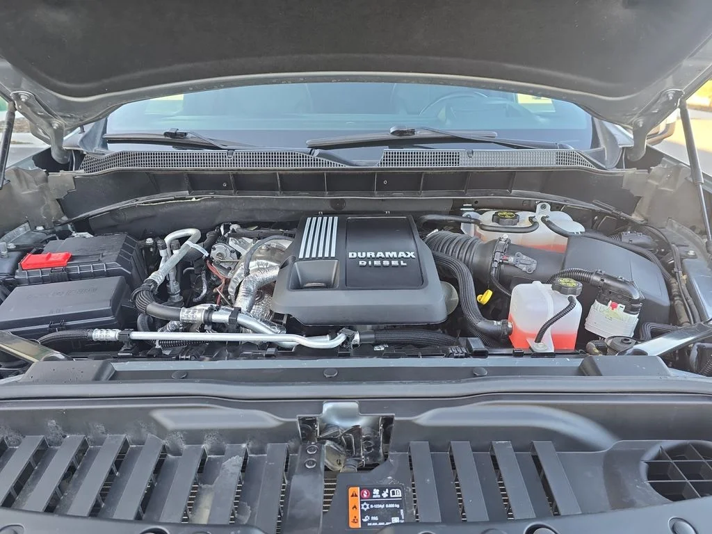 2025 Chevrolet Silverado 1500 High Country - Photo 10