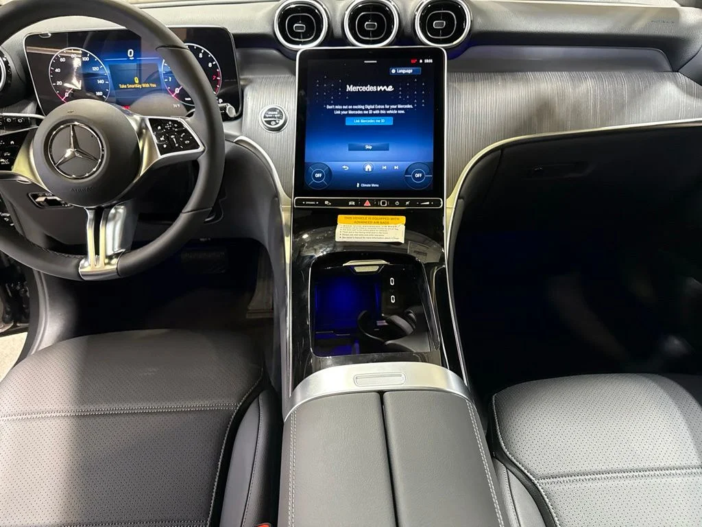 New 2027 Graphite Grey Metallic Mercedes-Benz GLC 300 image 44