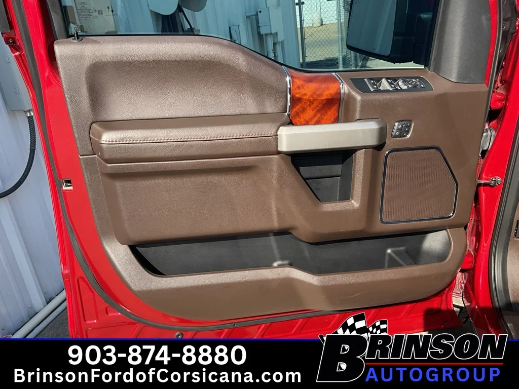 Used 2020  Ford King Ranch image 25