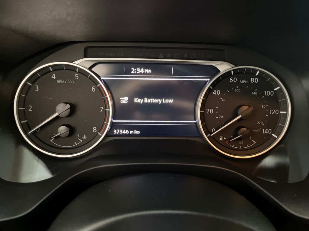 Used 2023 White Nissan SL image 17