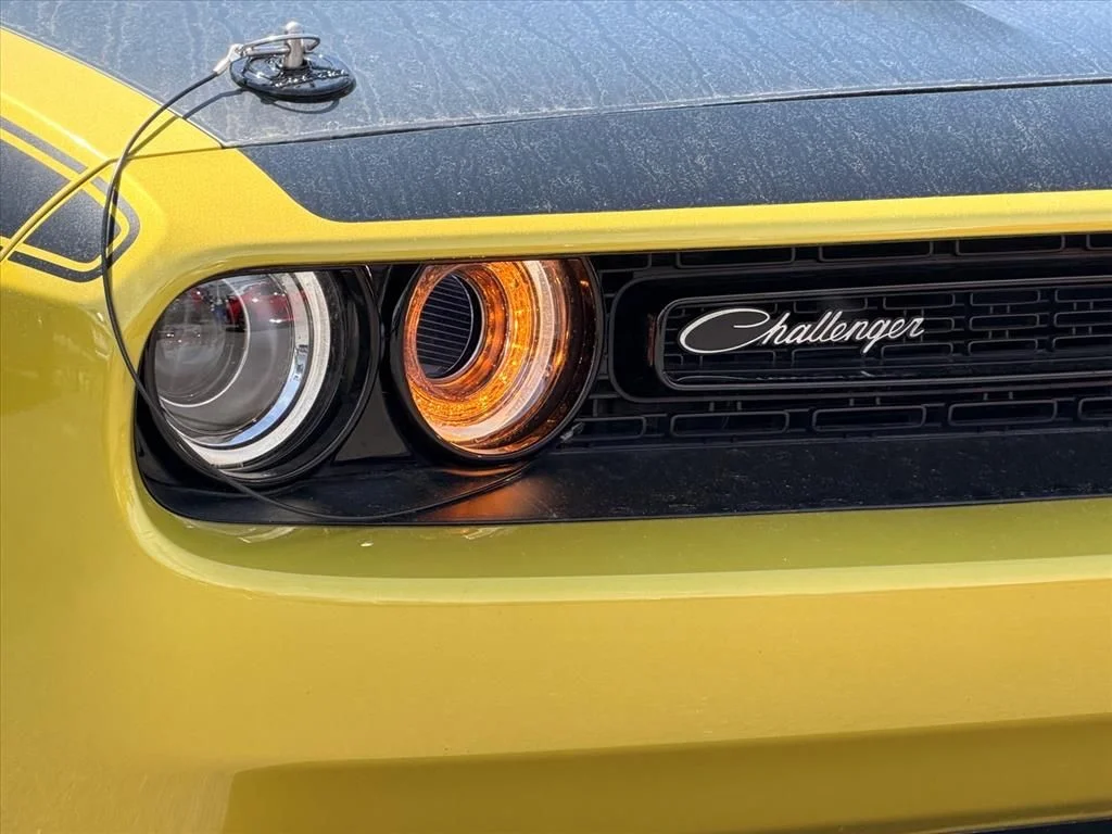 Used 2021 Gold Dodge R/T Scat Pack image 17