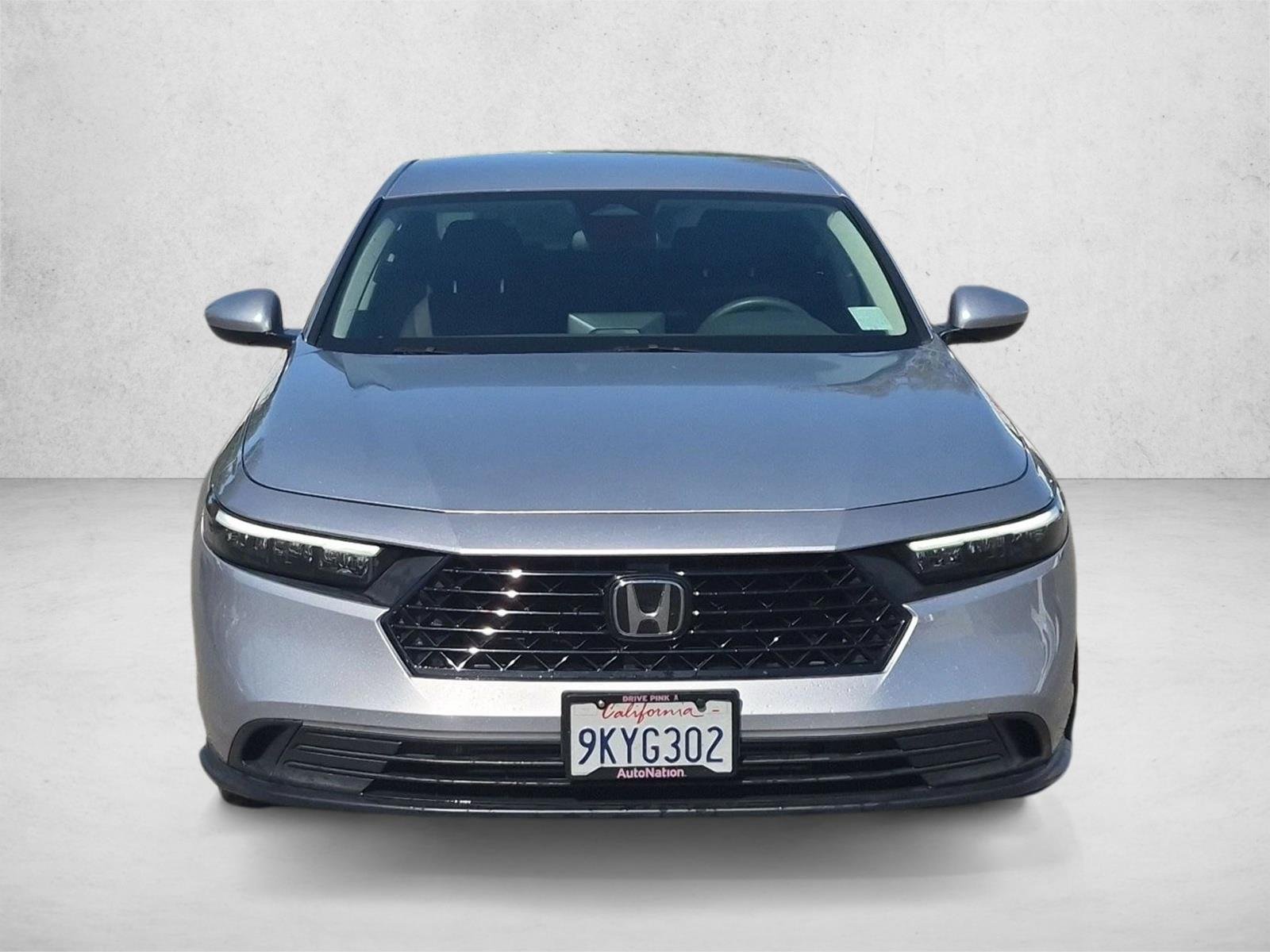 Used 2024 Solar Silver Metallic Honda LX image 2