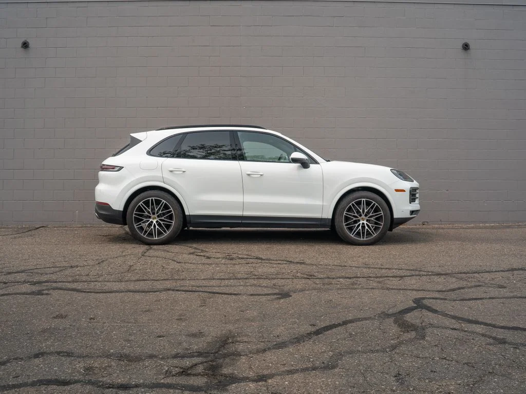 Used 2024 White Porsche Base image 8