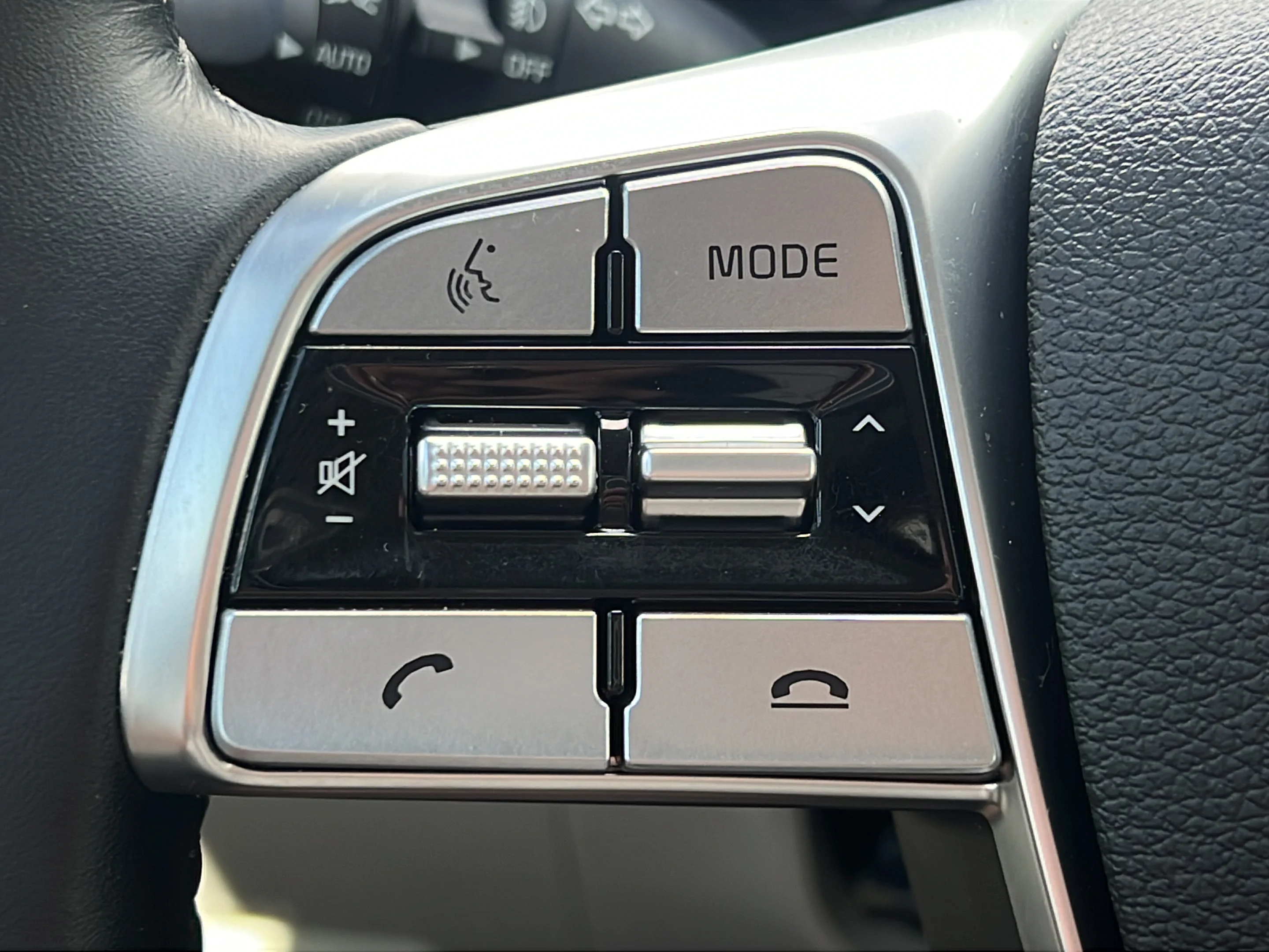 Used 2022 Gravity Grey Kia SX image 21
