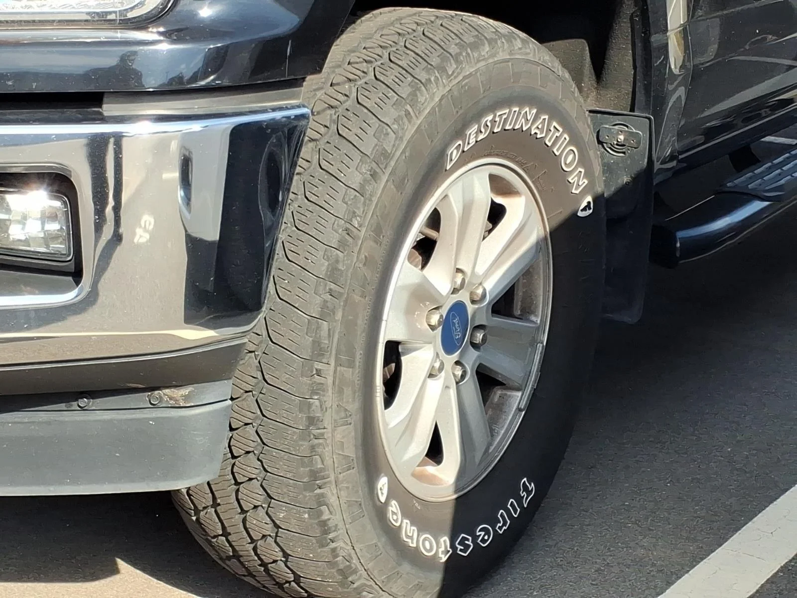 Used 2018  FORD  image 3