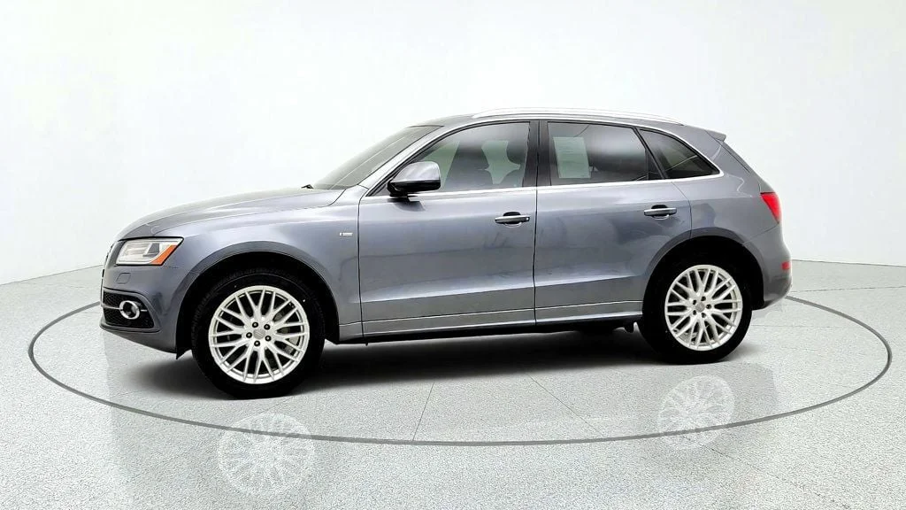 Used 2017 Monsoon Gray Metallic Audi 2.0 TFSI Premium Plus image 8