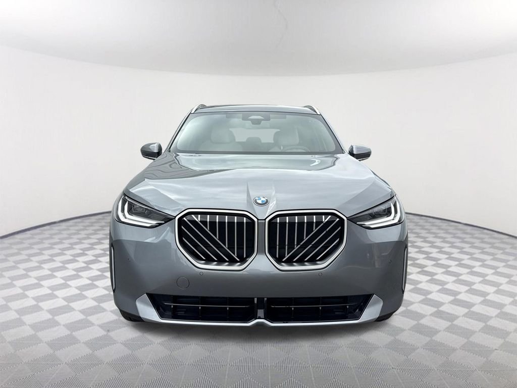 New 2026 Skyscraper Grey Metallic BMW 30 xDrive image 2