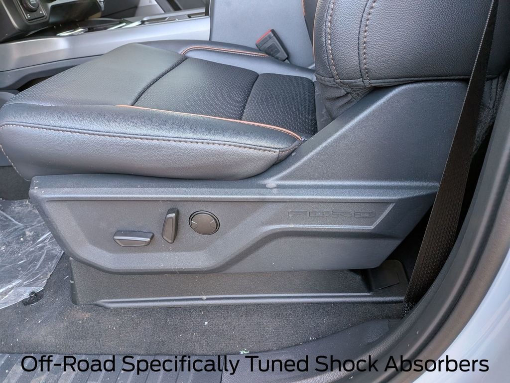 New 2026 Glacier Gray Metallic Tri-Coat Ford F-250® Lariat® image 16