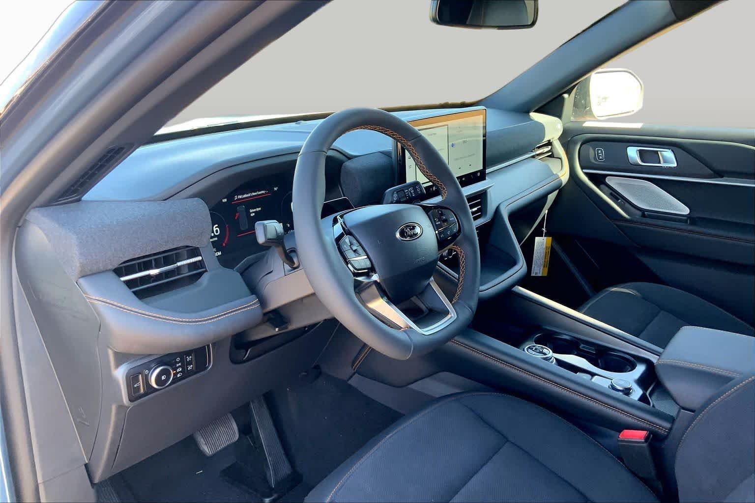 New 2026 Vapor Blue Metallic Ford Tremor® image 8