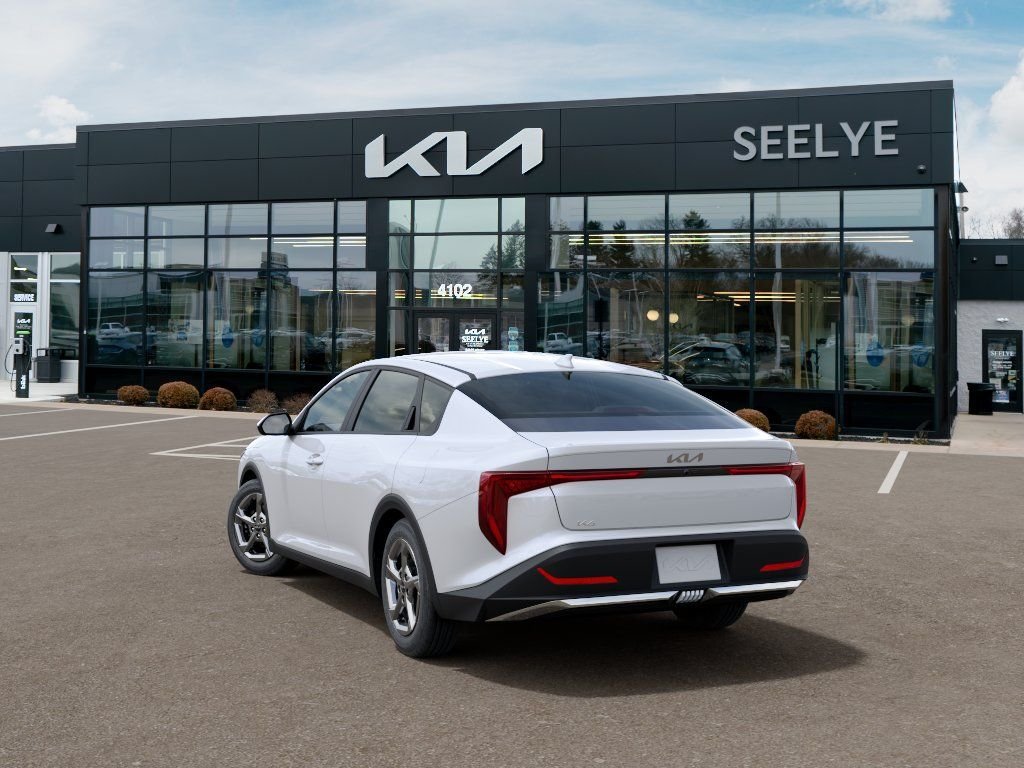 New 2026 White Kia LXS image 4