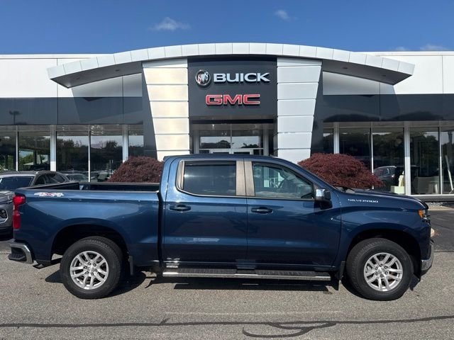 Used 2021 Blue Chevrolet LT image 28