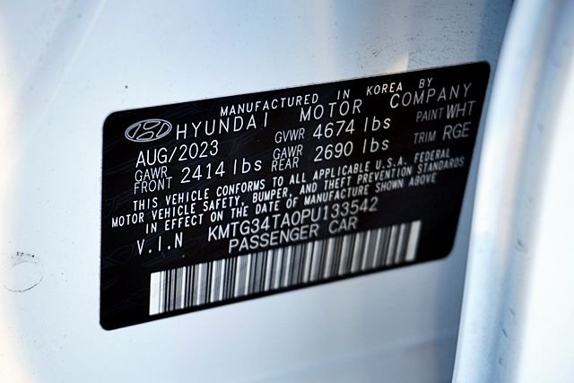 Used 2023 White Genesis 2.0T image 37