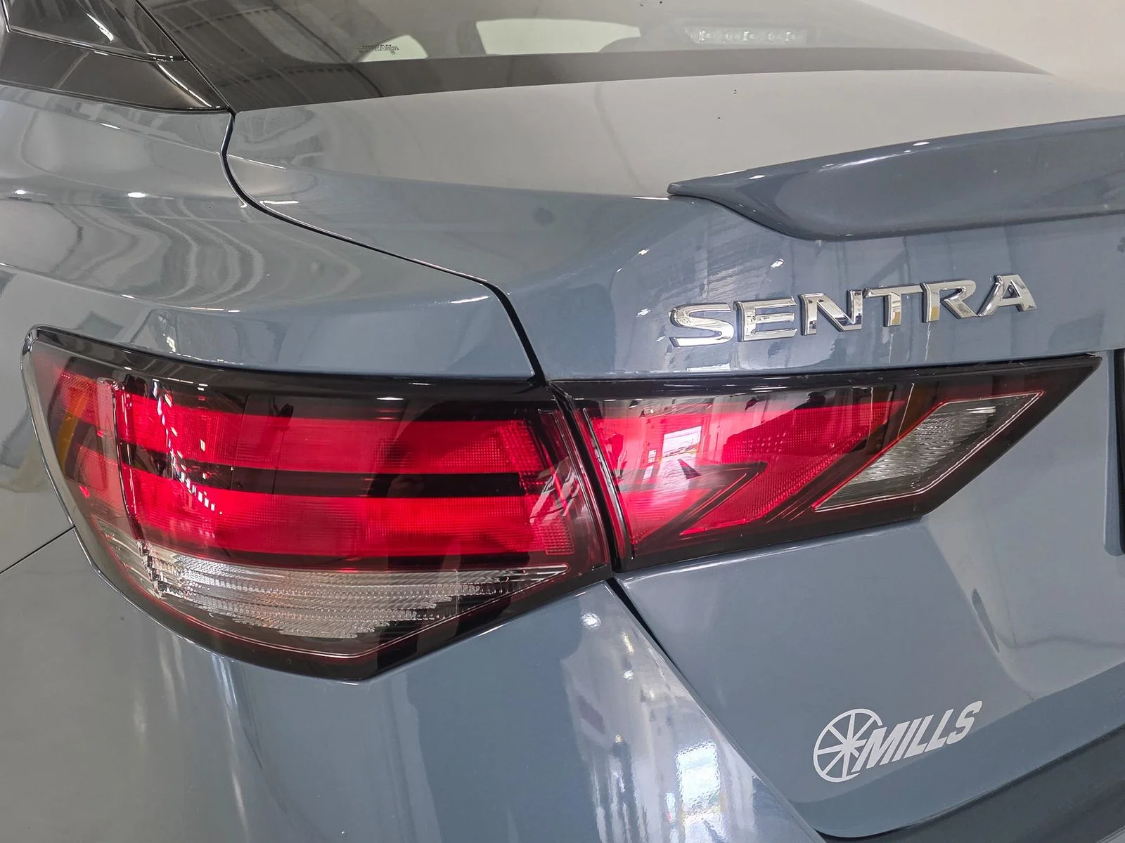 2025 Nissan Sentra SR - Photo 15