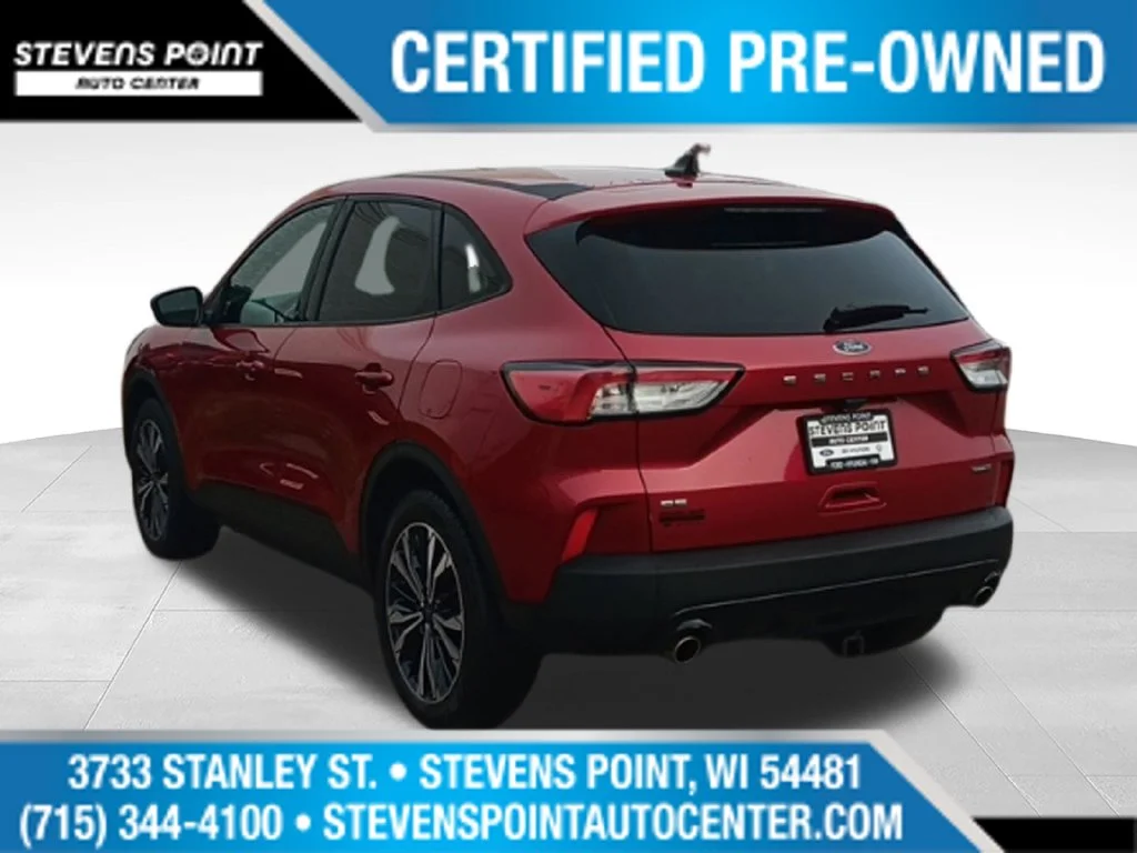 Used 2021 Rapid Red Metallic Tinted Clearcoat Ford SE image 9