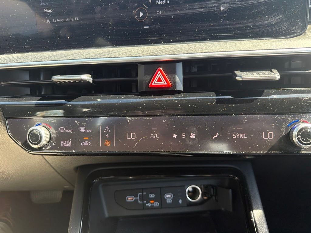 Certified Used 2025 Blue Kia EX image 15
