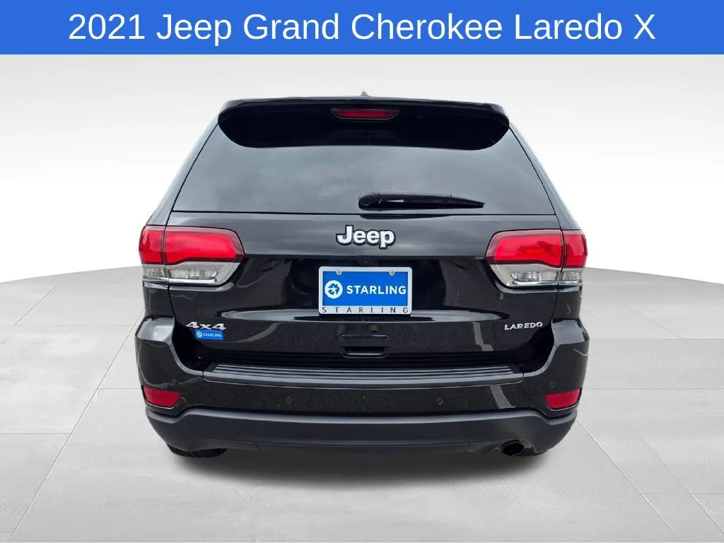 Used 2021  Jeep Laredo X image 8