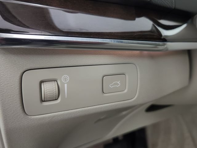 2016 Volvo XC90 Momentum - Photo 23