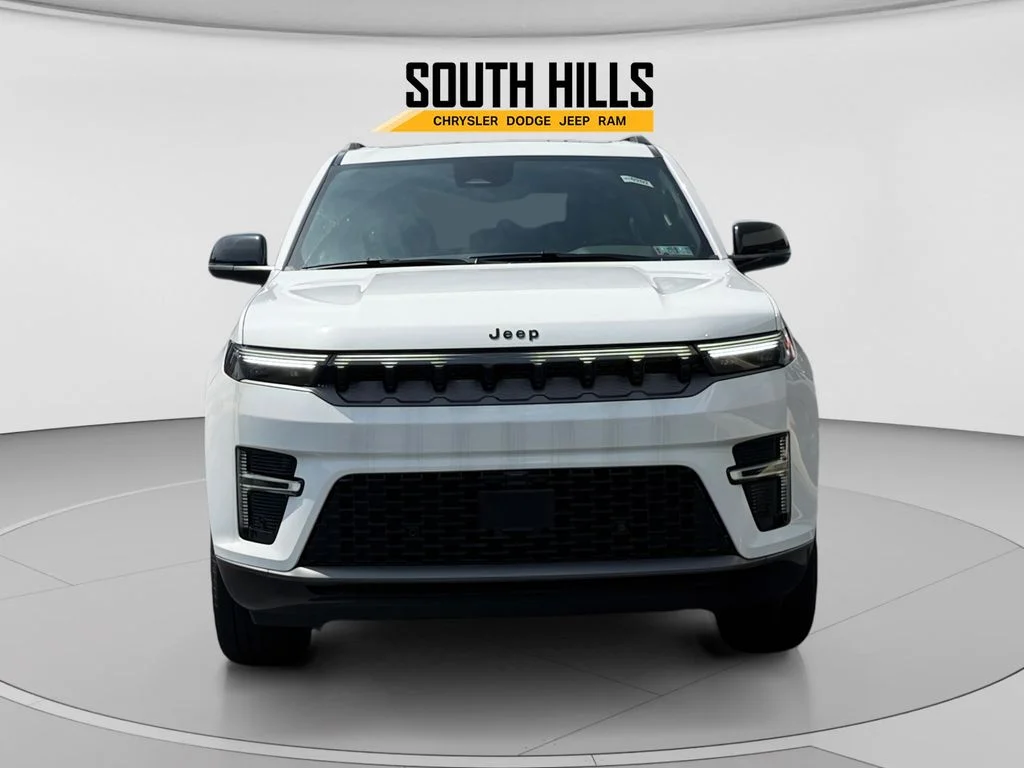 New 2026 Bright White Clear-Coat Exterior Paint Jeep Limited Altitude image 8