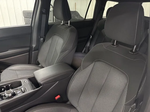 New 2026 Sting-Gray Clear-Coat Exterior Paint Jeep Laredo image 7