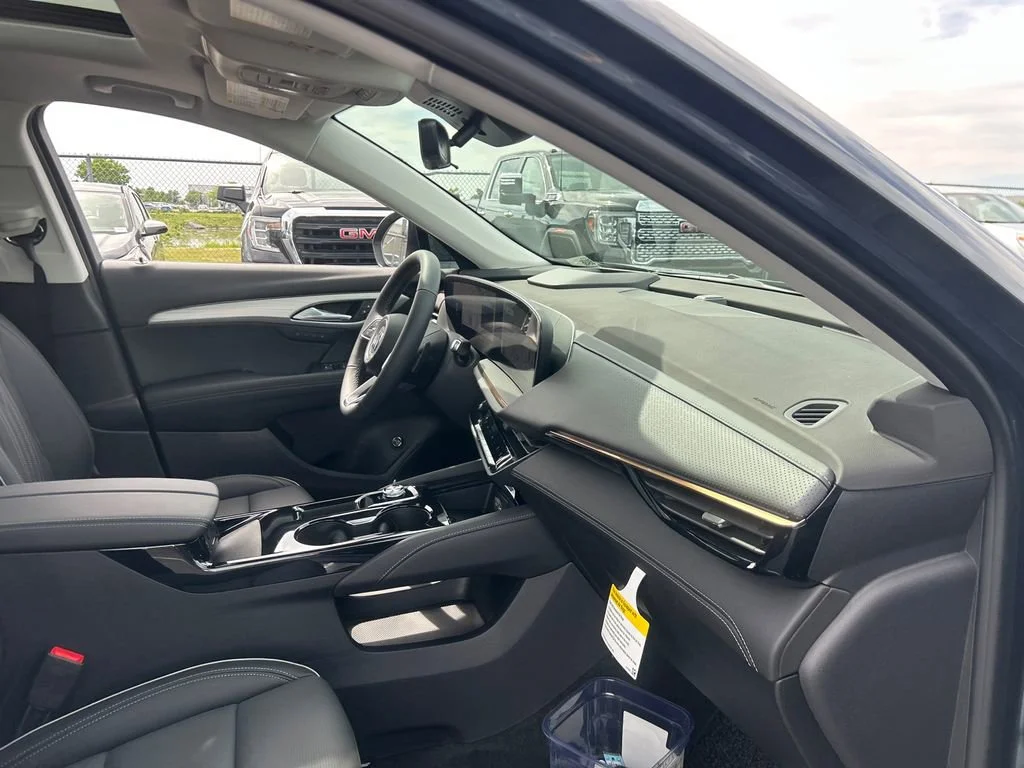 New 2026 Quartz Blue Metallic Buick Avenir image 38