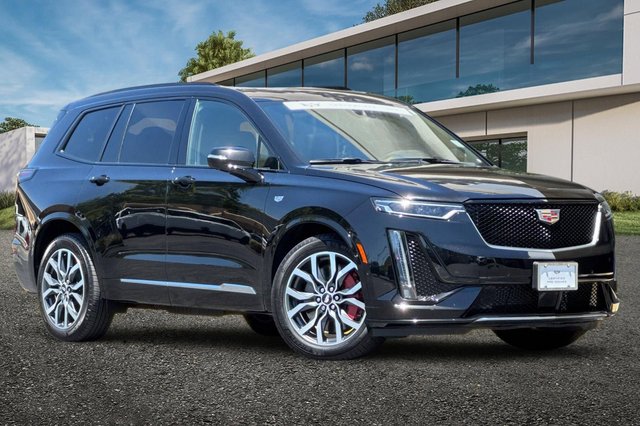 2025 Cadillac XT6 Sport