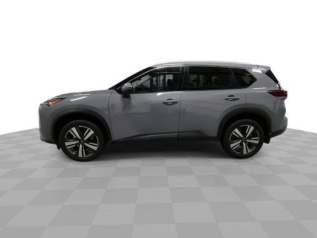 Used 2025  Nissan SL image 5