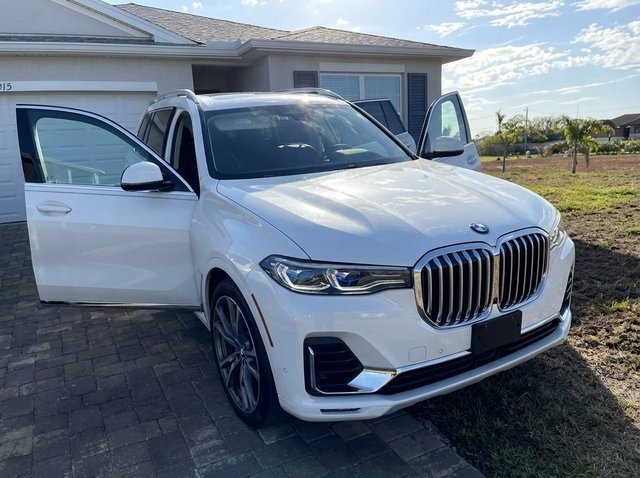 2020 BMW X7 40i
