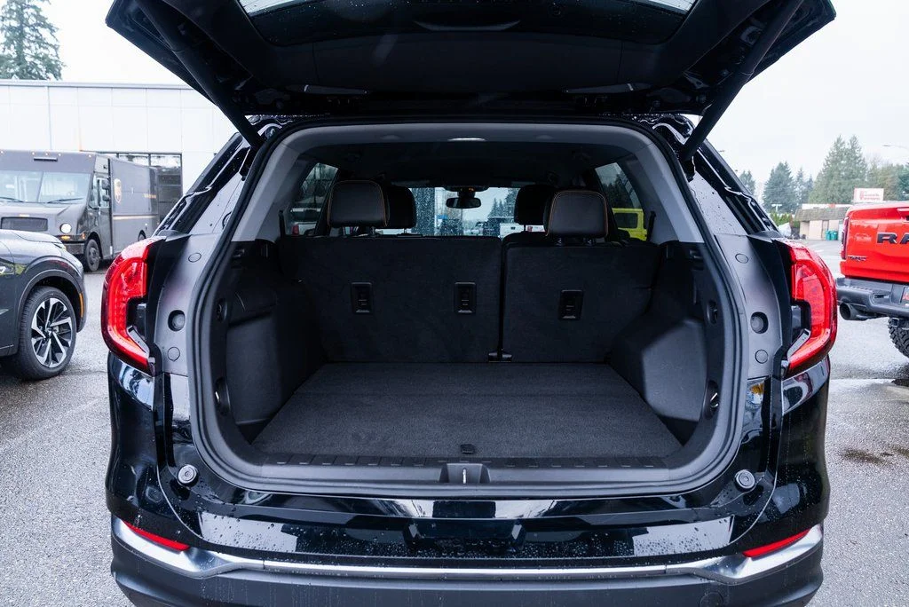 Used 2023 Black GMC AT4 image 7