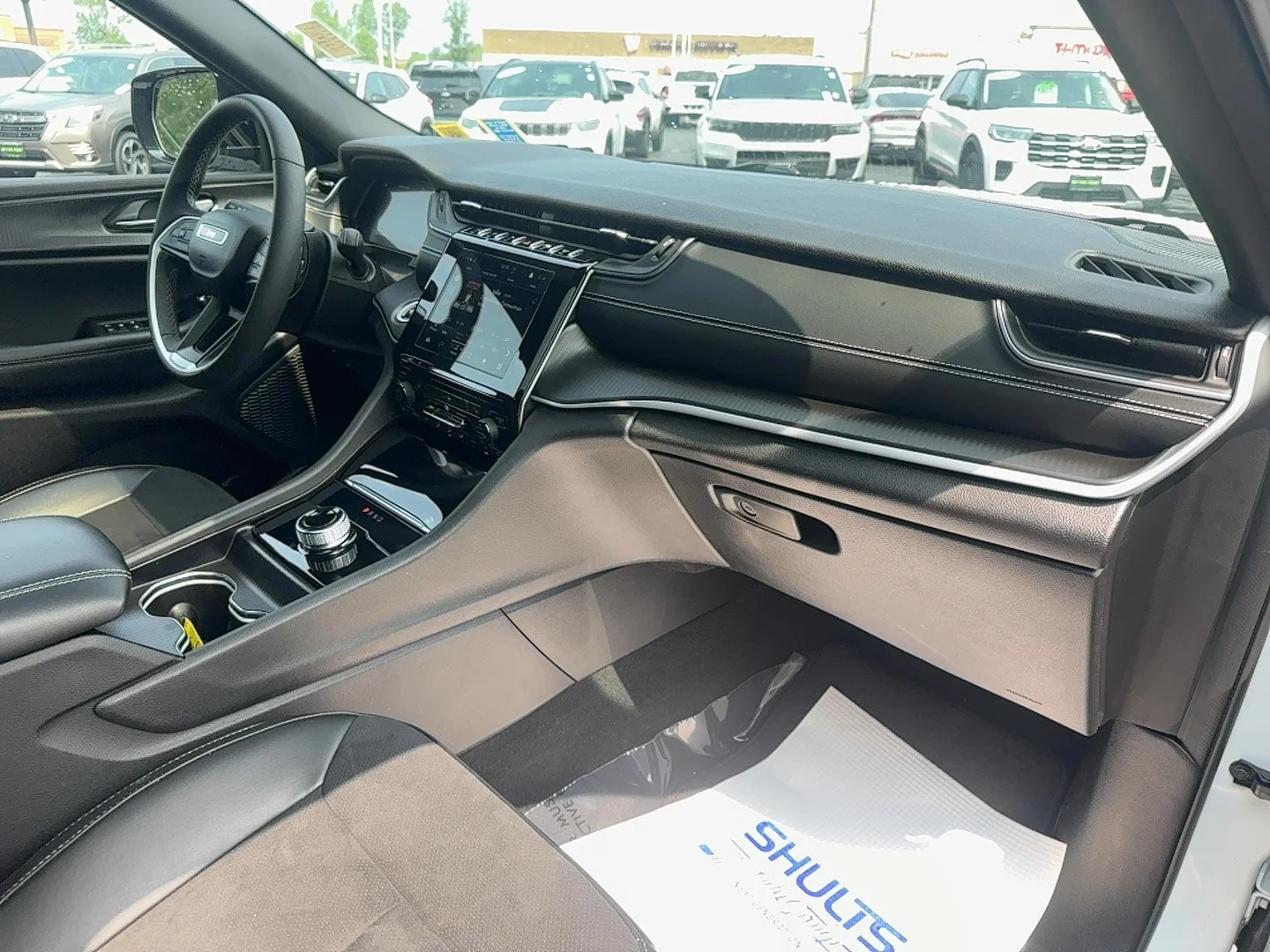 Used 2024 Bright White Clearcoat Jeep Altitude X image 27