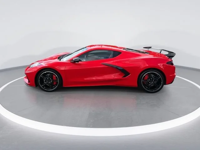 Used 2020 Red Chevrolet Stingray image 5