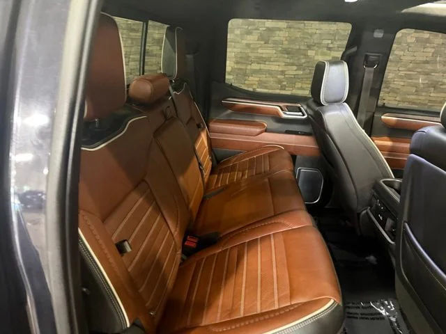 Used 2022 Titanium GMC Denali Ultimate image 32