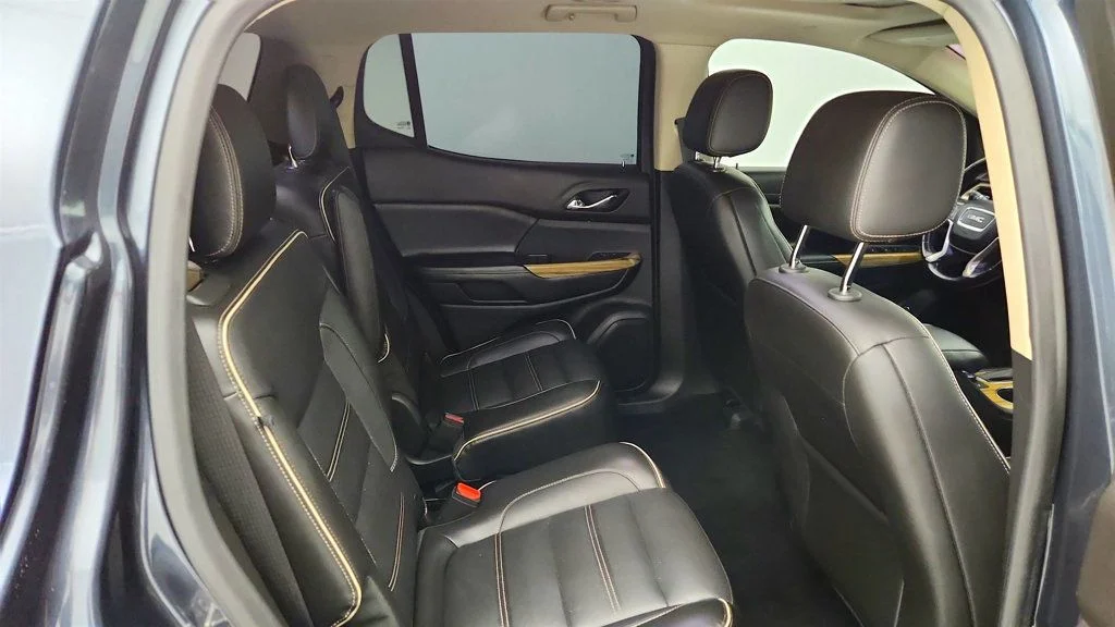 Used 2019 Dark Sky Metallic GMC AWD 4dr Denali w/ Technology Pkg & Dual Sunroof image 25