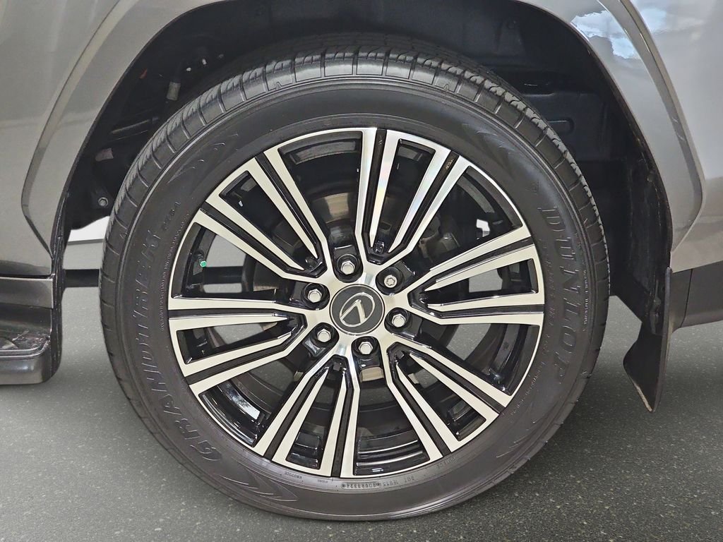 Certified Used 2024 MANGANESE LUSTER Lexus 600 Luxury image 33