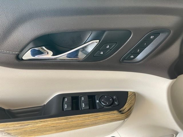 Used 2019 White GMC Denali image 14