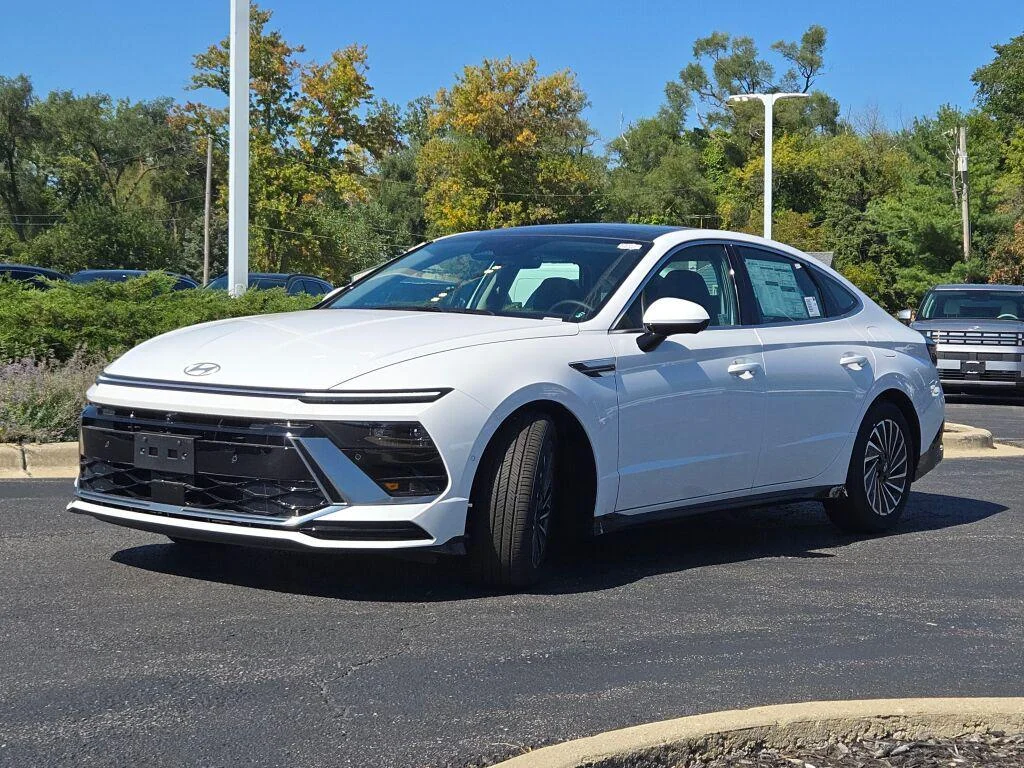 2025 Hyundai Sonata Hybrid Limited - Photo 6