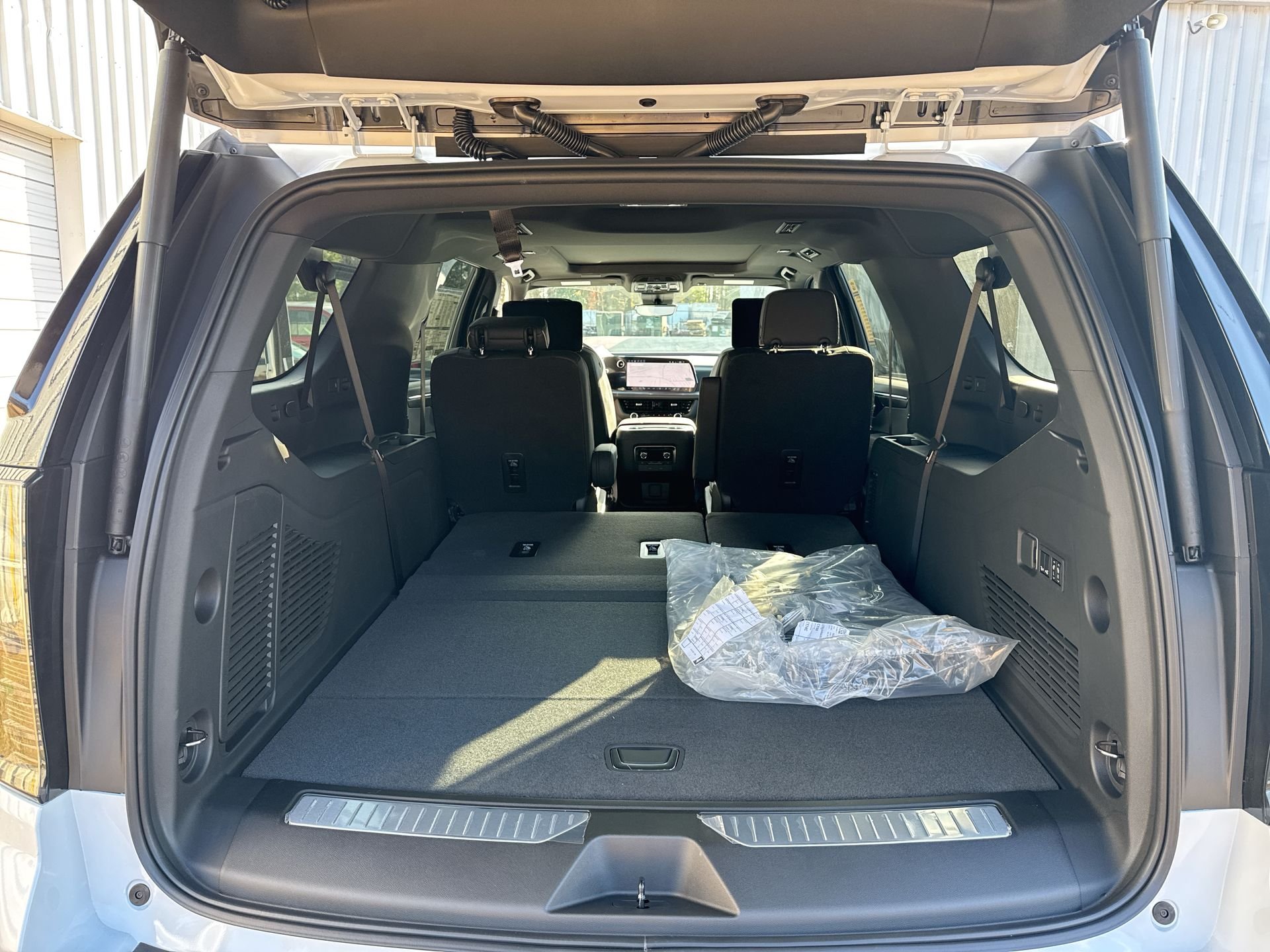 2026 Chevrolet Suburban High Country - Photo 61