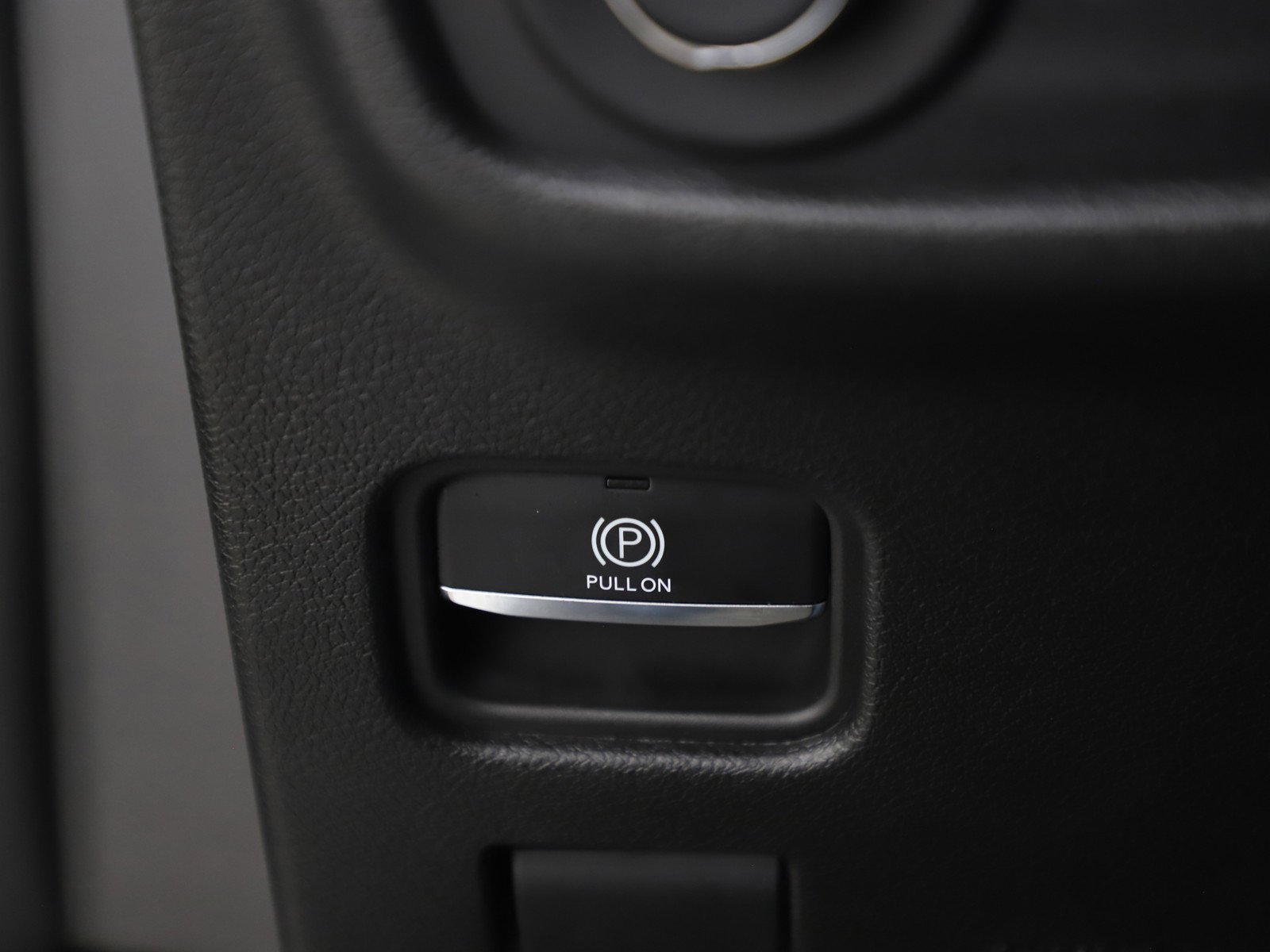 Used 2025 Bright White Clearcoat Jeep Altitude image 29