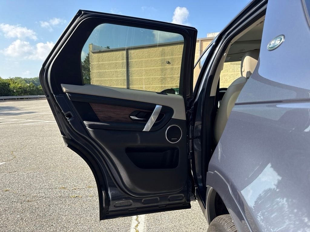 Used 2025 Blue Land Rover S image 15