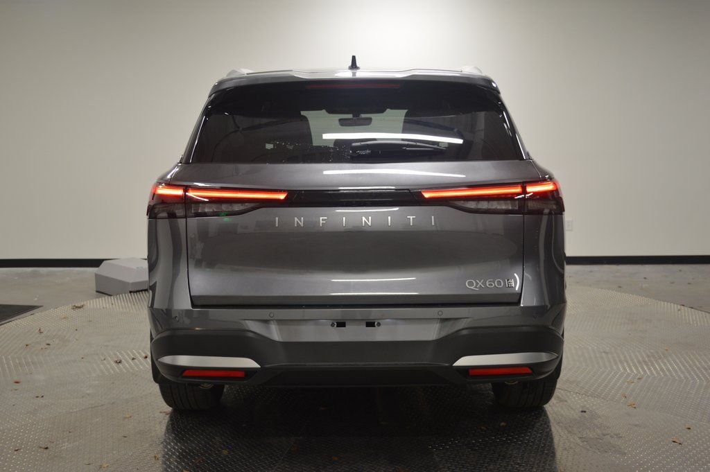 Used 2026 Gray INFINITI LUXE image 6