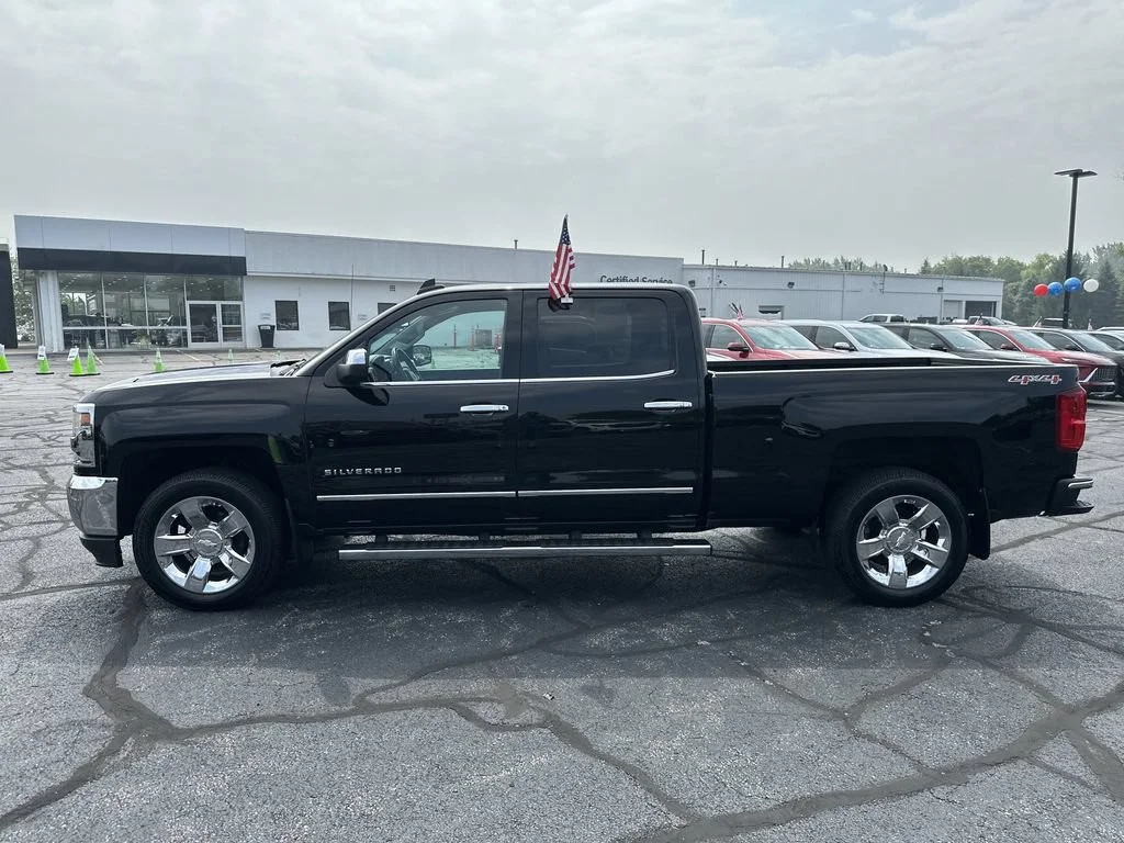 Used 2017 BLACK Chevrolet LTZ image 5