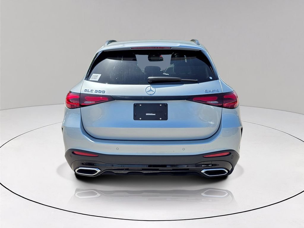 New 2026 Silver Mercedes-Benz GLC 300 image 5