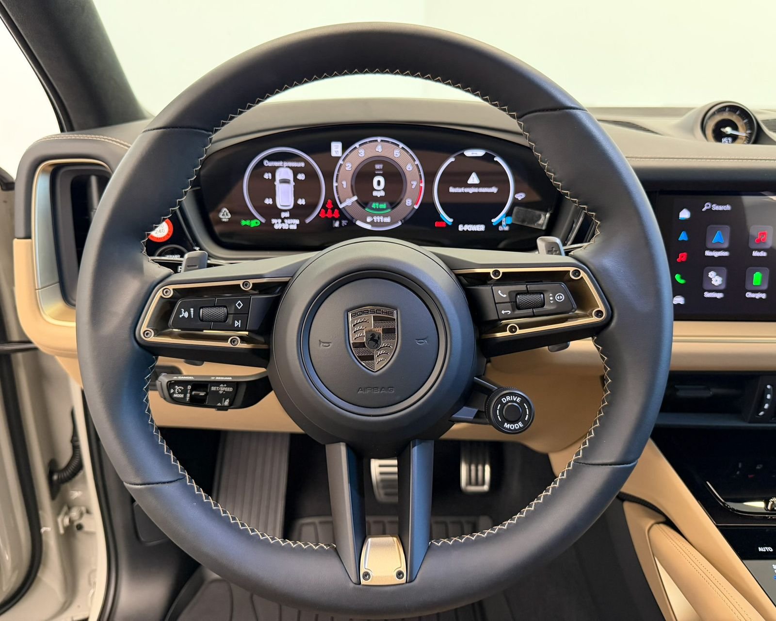 Used 2025 White Porsche Turbo image 12